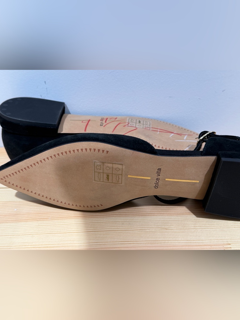 Dolce Vita Peaty T-Strap Pointed Toe Flats - Size 7 - NWOB - Picture 16 of 16